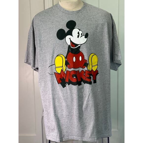 DISNEY MICKEY MOUSE GRAY T SHIRT PLUS SIZE 2X - Picture 1 of 3